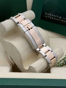 Rolex Yacht-Master II 44mm Steel & Everose Gold Oyster 116681 2023