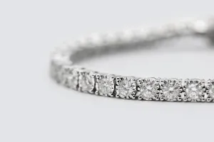9ct White Gold Diamond Tennis Bracelet 4.42ct
